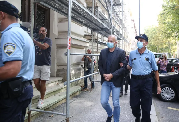 Gradonačelnici u lisicama: Grgić i Barišić dovedeni na Županijski sud, čeka se odluka o istražnom zatvoru