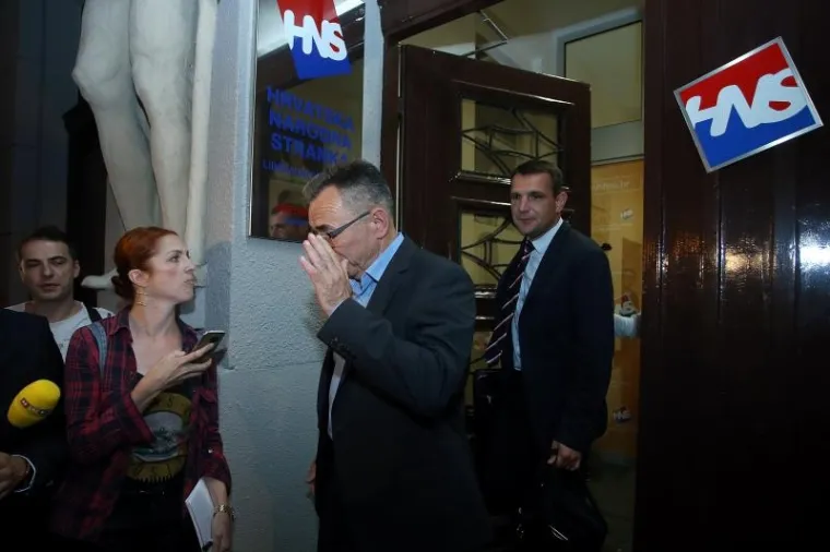 ZAVRŠILA SEDMOSATNA SJEDNICA PREDSJEDNIŠTVA HNS-a: Ivan Vrdoljak podnio ostavku, HNS neće u Vladu s HDZ-om