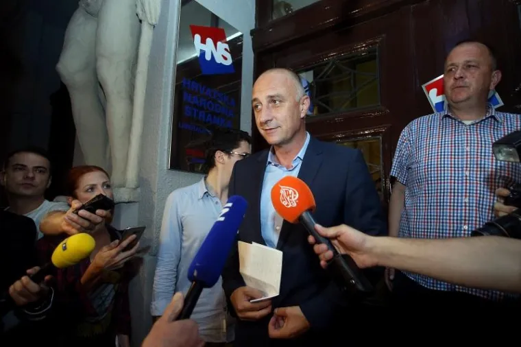 Ivan Vrdoljak ostat će u stranci i nakon podnošenja ostavke na političke funkcije u njoj.