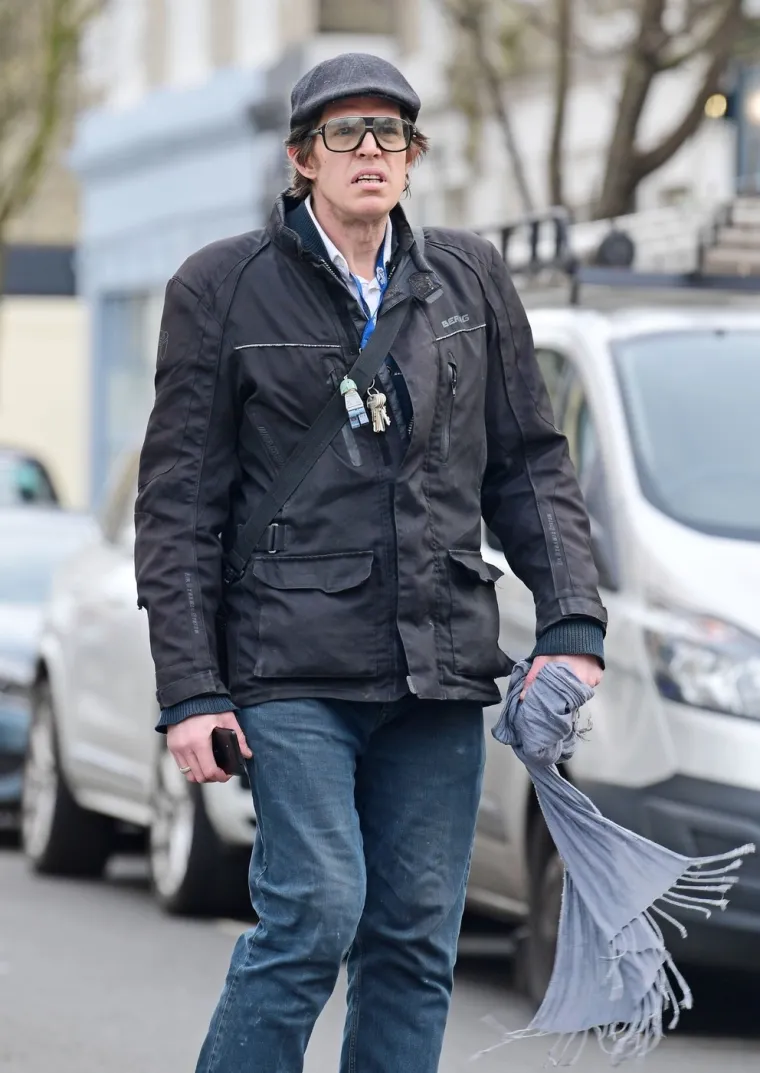 Pierce Brosnan hvali mladog sina, dok je drugi zapušten i otuđen od oca zbog ovisnosti