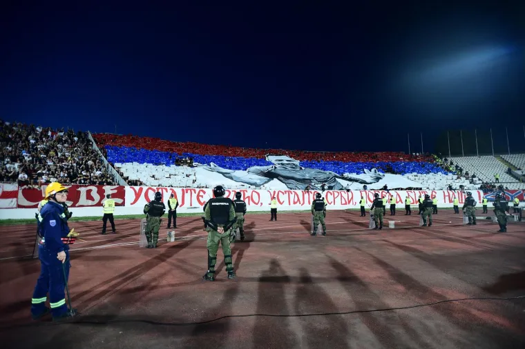 Neredi, utrčavanje na teren i hat-trick bivšeg igrača Gorice. Ovako je izgledala utakmica Zvezde i Partizana