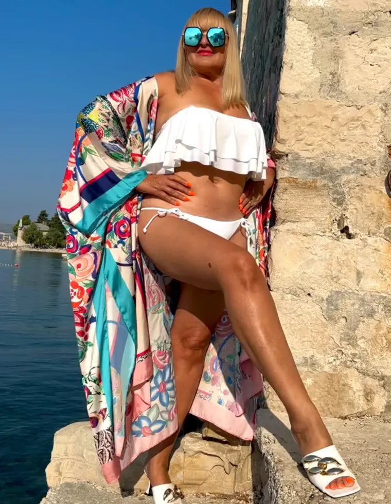 Upoznajte najzgodniju hrvatsku baku! Kćer joj je poznata influencerica, a ona najviše voli pozirati