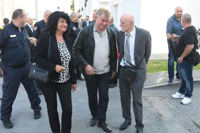 Višnja i Zdravko Pevec imali su carstvo, a onda krenuli iz garaže. Istražili smo gdje su danas