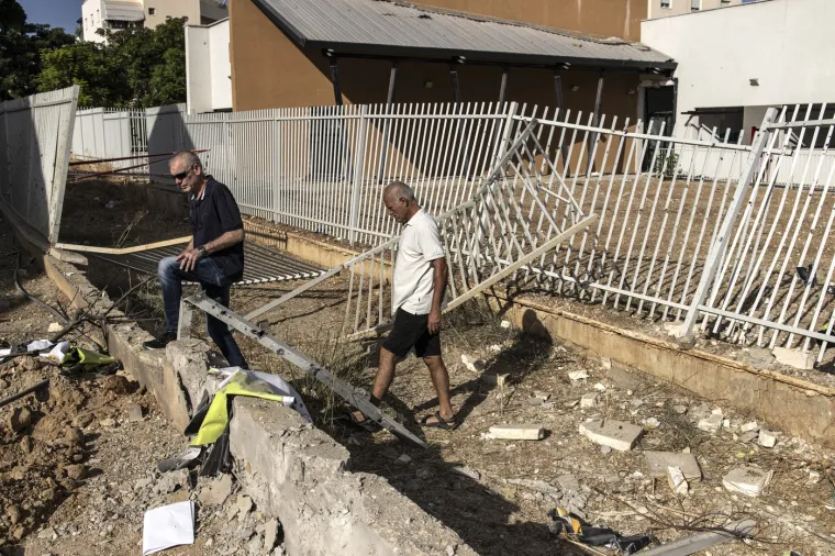 Pogledajte stravične scene na Bliskom istoku: Preživjeli ostali bez krova nad glavom