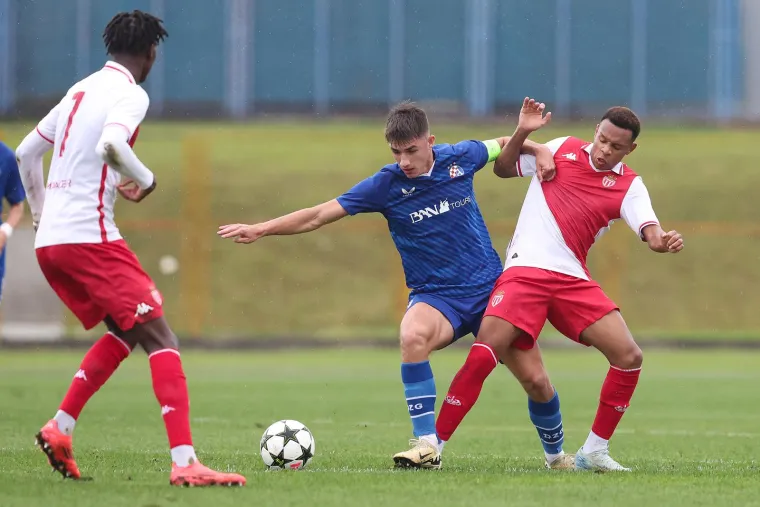 Gol odluke zabio je Patrik Horvat, koji je ušao s klupe u 62., a samo minutu kasnije zabio pobjedonosni gol. 