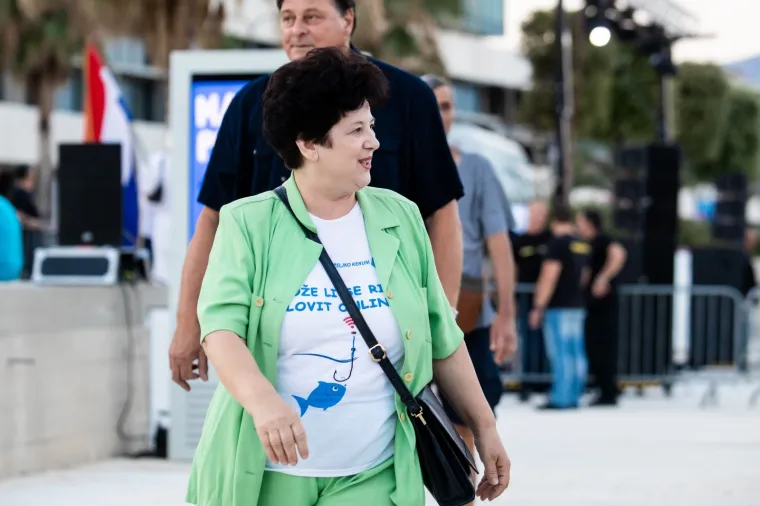 KERUM FEŠTAO S GRAĐANIMA U SPLITU: Baš nitko se nije držao distance