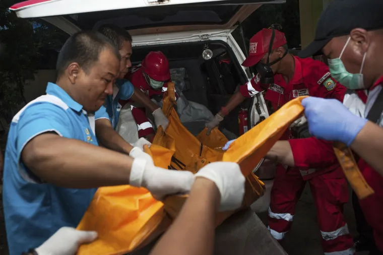 Indonezijska vojska objavila je u srijedu da je možda lokalizirala olupinu zrakoplova Lion Aira koji je pao u more dva dana ranije i u kojemu je izgubilo život 189 osoba.