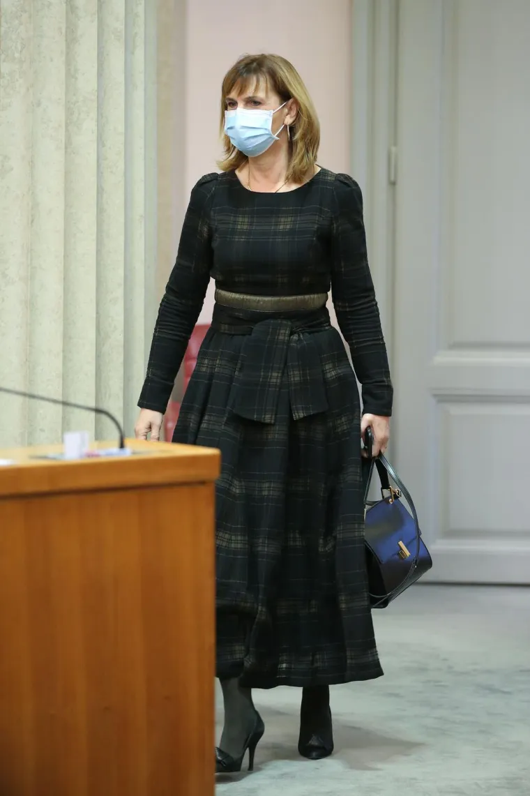 Politička elita i obitelji Vatrenih plijene pažnju na tribinama: Svi su uz naše reprezentativce