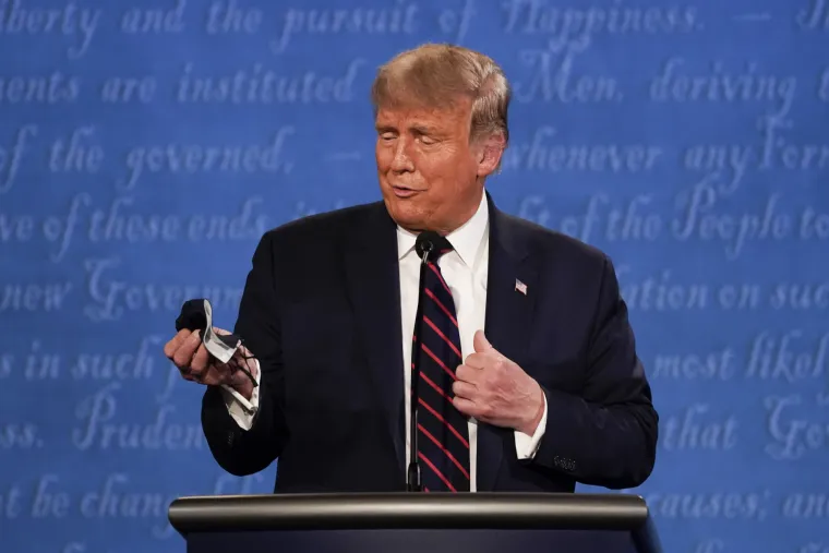 Njihova lica govore sve: Donald Trump i Joe Biden žestoko se sukobili u prvoj predsjedničkoj debati