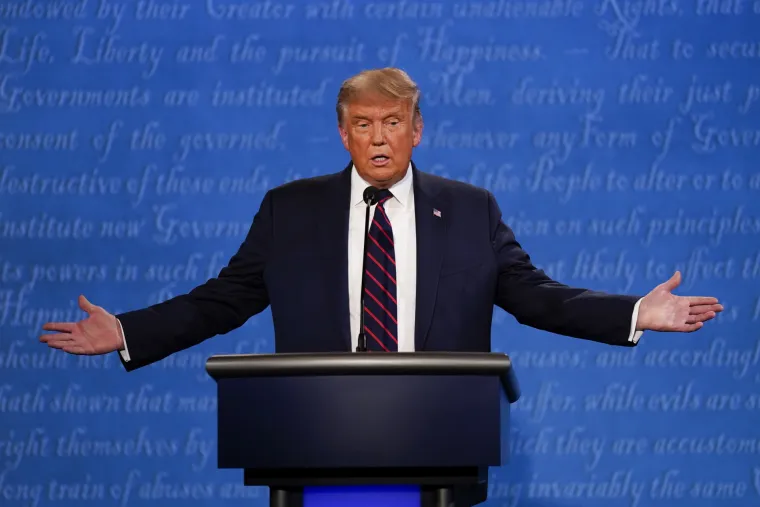 Njihova lica govore sve: Donald Trump i Joe Biden žestoko se sukobili u prvoj predsjedničkoj debati