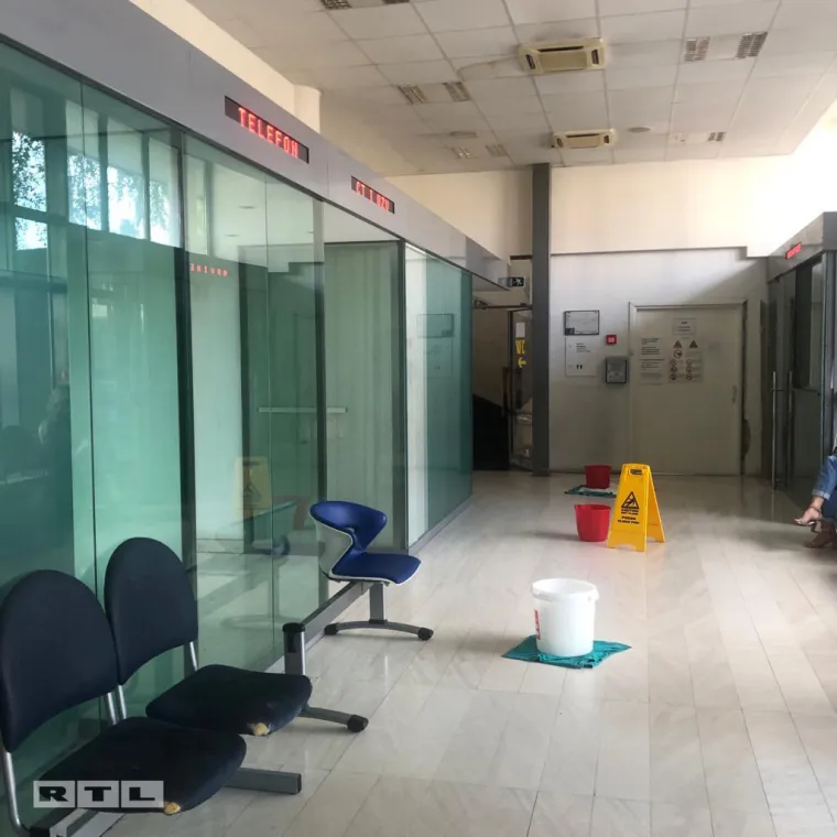 FOTO Zbog prokišnjavanja krova pacijentima otkazana zračenja: Pogledajte kako izgledaju prostori Klinike za tumore