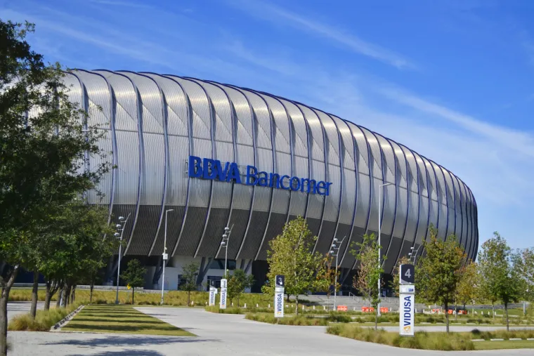 Priča iza stadiona koji je oduševio svijet: Čelični div krije veliku kontroverzu i impresionira pogledom
