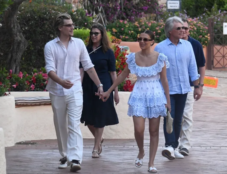 Bon Jovi i dalje drži svijeću sinu i snahi na medenom mjesecu: Pridružila mu se i žena