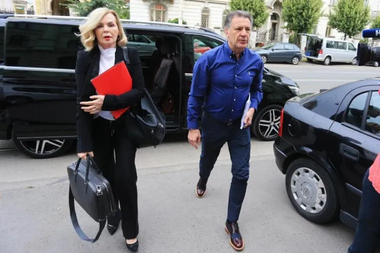 INCIDENT NA SUĐENJU MAMIĆU: Pogledajte kako je Zdravko Mamić poludio na svoje odvjetnike
