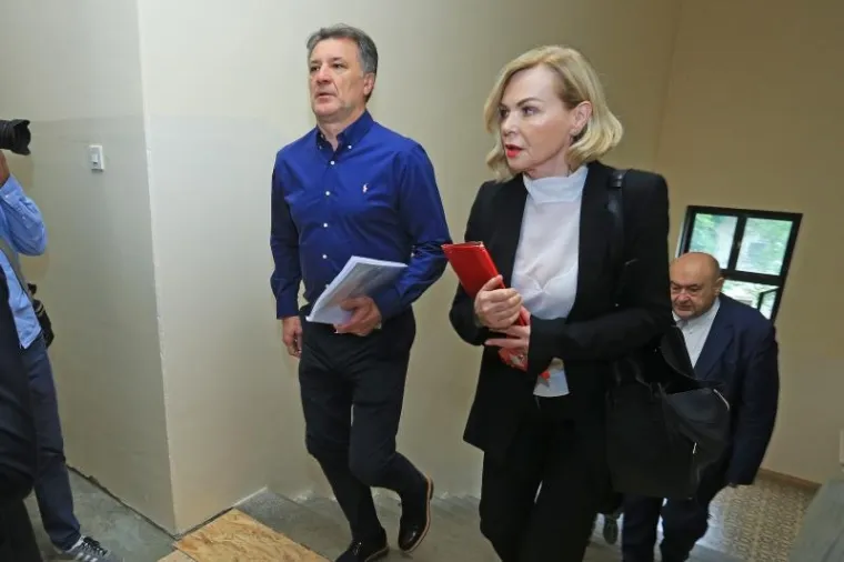 INCIDENT NA SUĐENJU MAMIĆU: Pogledajte kako je Zdravko Mamić poludio na svoje odvjetnike