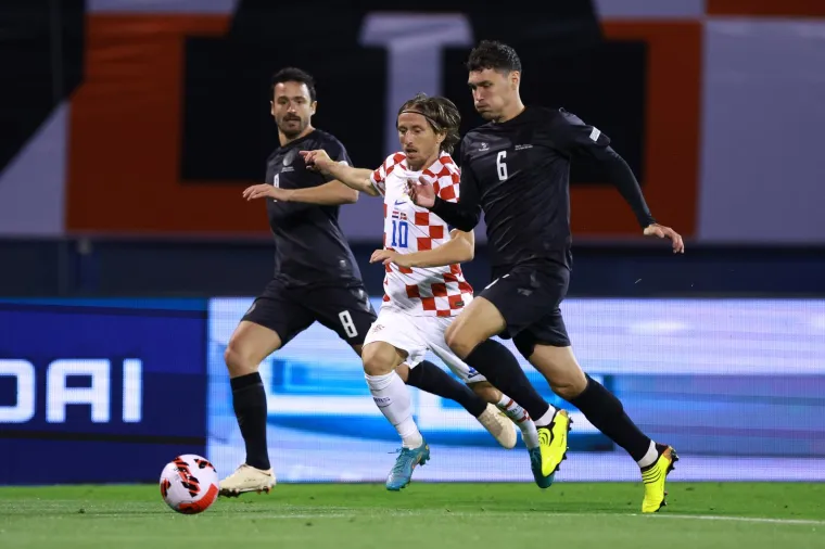 Vatreni u super važnoj utakmici prvi put igraju u novim dresovima, pogledajte kako izgleda okršaj s Dancima