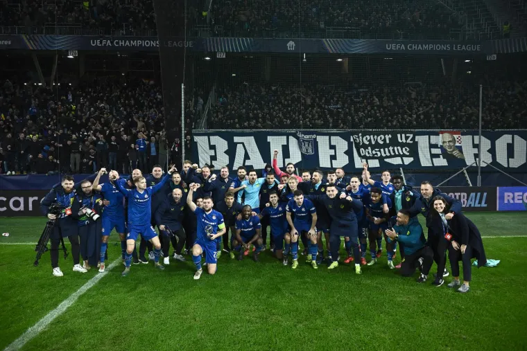 Zajec u jednom trenutku na Red Bull Areni pokazao papir. Svi pričaju o 'misterioznom potezu' predsjednika Dinama