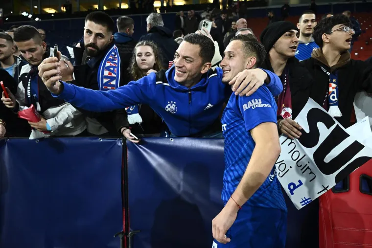 Zajec u jednom trenutku na Red Bull Areni pokazao papir. Svi pričaju o 'misterioznom potezu' predsjednika Dinama