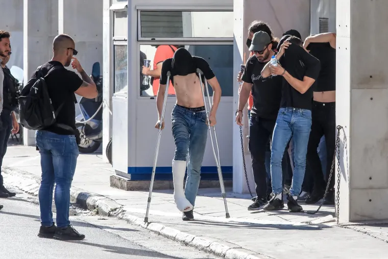 Nova grupa uhićenih Hrvata na ispitivanju! Stigli autobusima i okruženi policijom