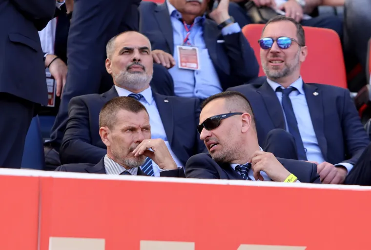 Vatreno je na tribinama Poljuda: Misteriozne navijačice plijenile pažnju