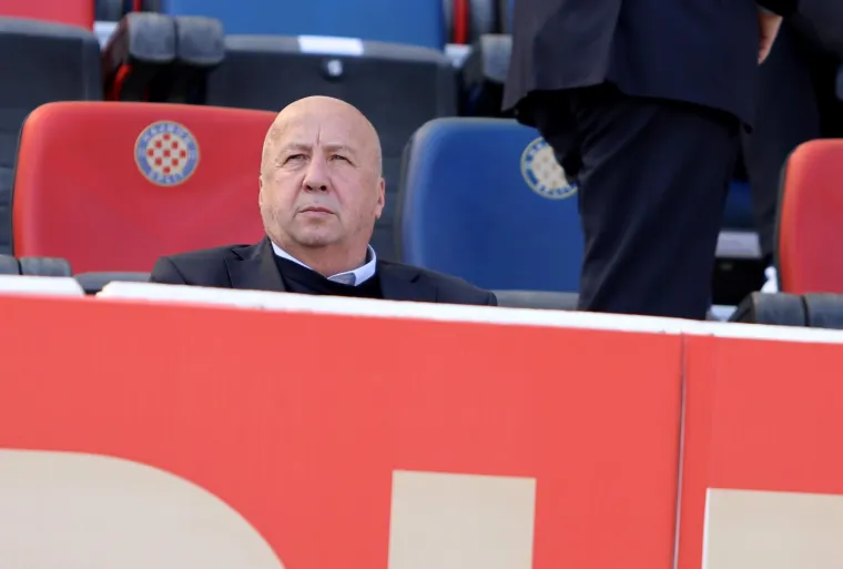 Uhvatila ih kamera: Pazite tko sjedi između Zvonimira Bobana i predsjednika Hajduka