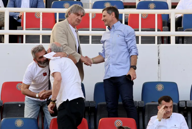 Uhvatila ih kamera: Pazite tko sjedi između Zvonimira Bobana i predsjednika Hajduka