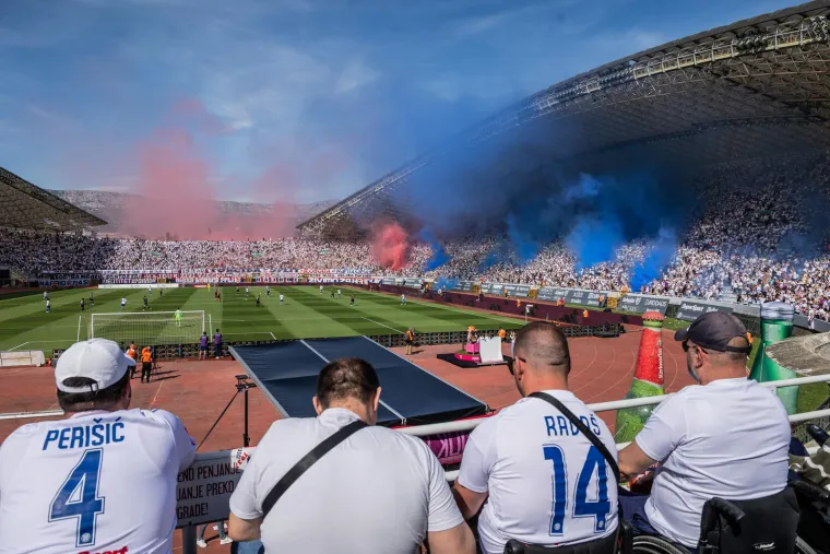 Uhvatila ih kamera: Pazite tko sjedi između Zvonimira Bobana i predsjednika Hajduka