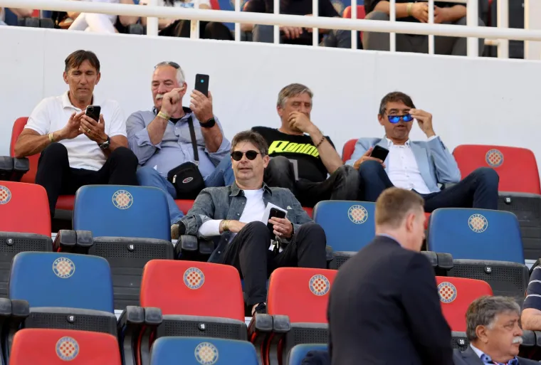 'Rat' Juga i Sjevera na Poljudu: Boysi počeli, a Torcida brutalno uzvratila