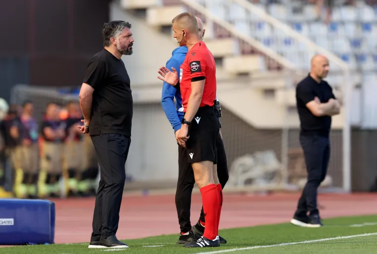 Evo &scaron;to je interventna policija radila navijačima Hajduka poslije poraza od Dinama