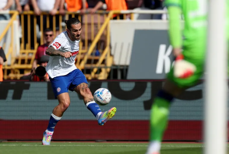 Evo &scaron;to je interventna policija radila navijačima Hajduka poslije poraza od Dinama