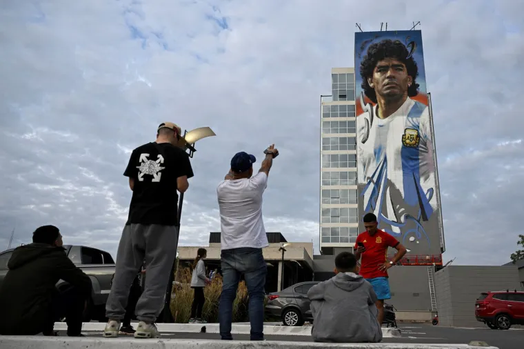 Maradona bi danas proslavio 64. rođendan: Vodio je 'lud' život i ostavio neizbrisiv trag