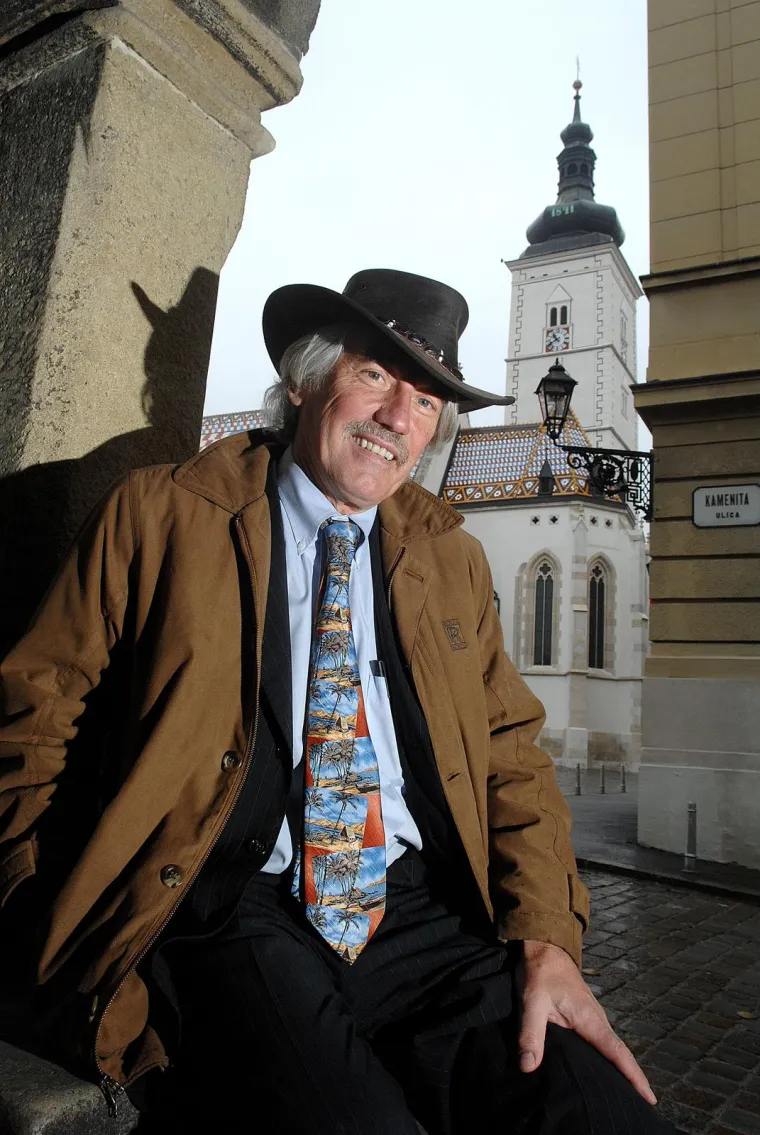 Diplomirao je na Fakultetu strojarstva i brodogradnje u Zagrebu, nakon čega je otišao u Sjedinjene Američke Države, gdje je osnovao tvrtku Cortec Corporation. Govorio je da je svoj prvi milijun zaradio s 32 godine. Osnovao je više tvrtki u Sjevernoj Americi i Hrvatskoj. Zaštitio je nekoliko desetaka različitih patenata. 
