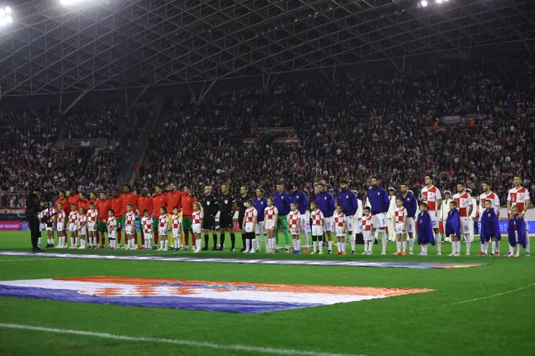 Na tribini snimljen Štimac, a pazite pored koga sjedi Gennaro Gattuso