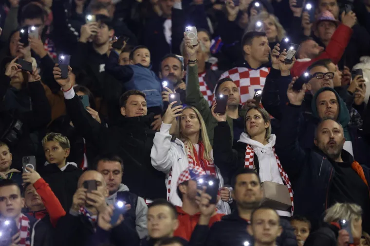 Na tribini snimljen Štimac, a pazite pored koga sjedi Gennaro Gattuso
