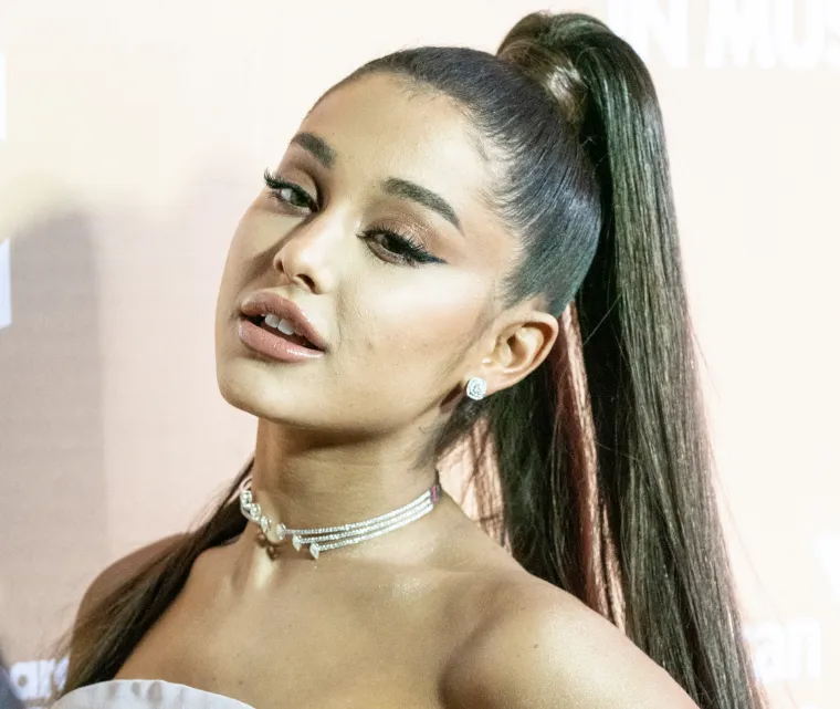 Umjetničko ime Ariane Grande inspirirano je likom iz crtića &quot;Mačak Felix&quot;, a ona sama je alergična na mačke.