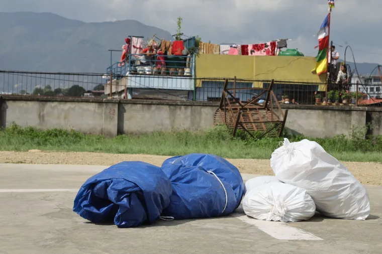 Liu, koji se penjao s Waraichem, nije mogao dosegnuti vrh Everesta i umro je prilikom spuštanja u blizini kampa na južnom stupu na 7900 metara. Aplinist je imao sindrom snježnog sljepila i bio je iscrpljen.