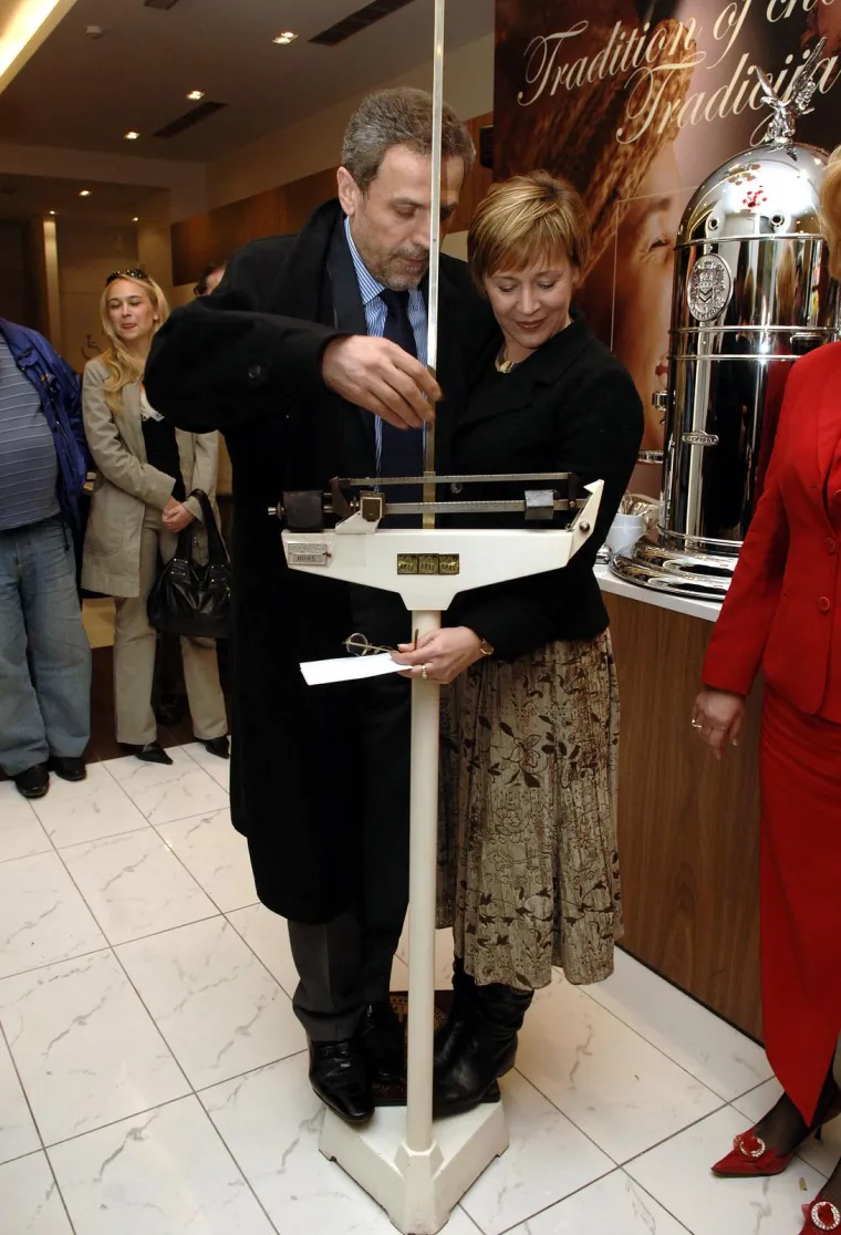 Kandidirao se za predsjednika države 2009. godine.