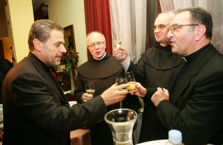 Na današnji dan rođen je Milan Bandić: Prisjetite se kako je kopao kanale, kuhao, trčao s Rudijem