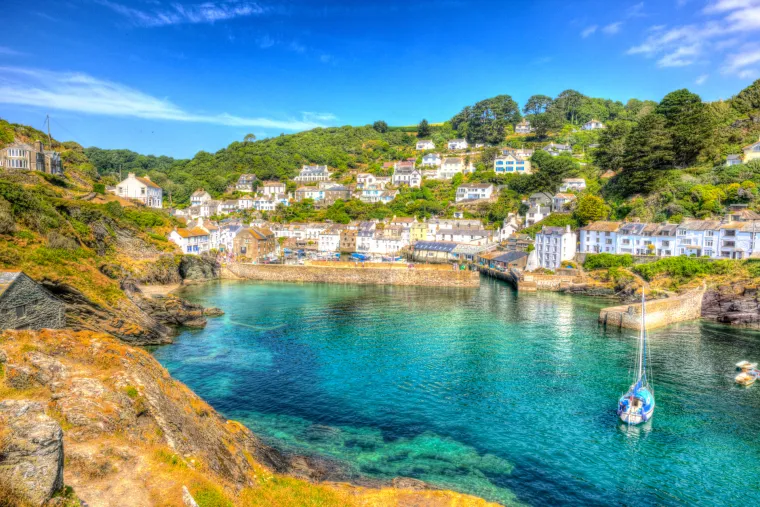 20. Polperro, Engleska: Ozloglašeno po svojim krijumčarskim aktivnostima u 18. i 19. stoljeću, staro ribarsko selo Polperro danas je turistička atrakcija.