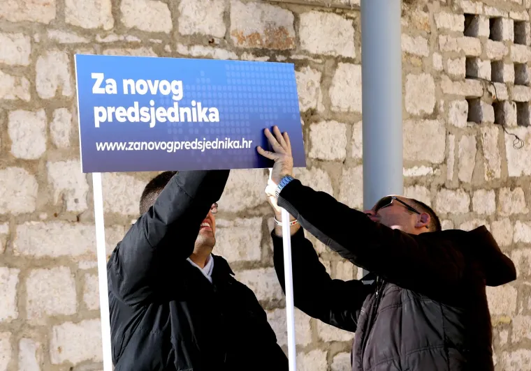 Umjesto štandova s fritulama - kandidati: Nino od jutra 'radi' za Mariju, Bulj dijeli upaljače