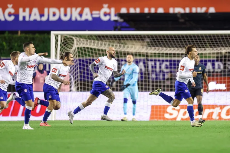 Ovo niste mogli vidjeti na TV-u: Hajduk došao pred Torcidu, a Gattuso je 'ukrao show'