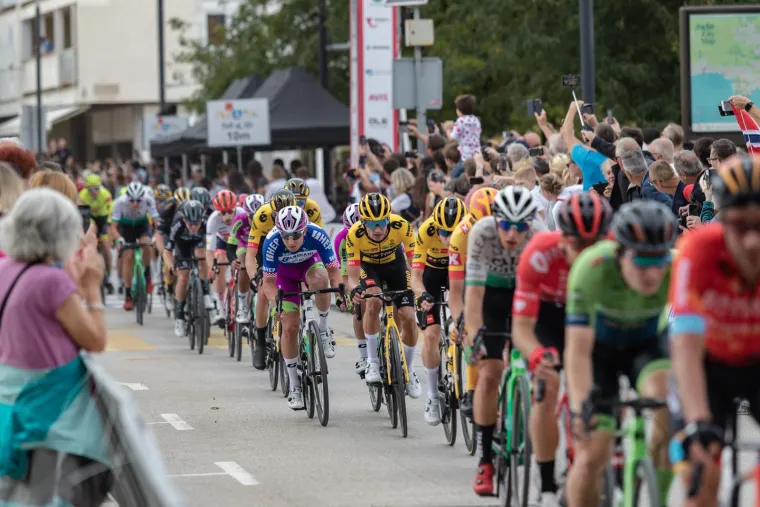 Donosimo vam najbolje kadrove CRO Racea: Sjajni Slovenac preoteo pobjedu pobjedniku Tour de Francea