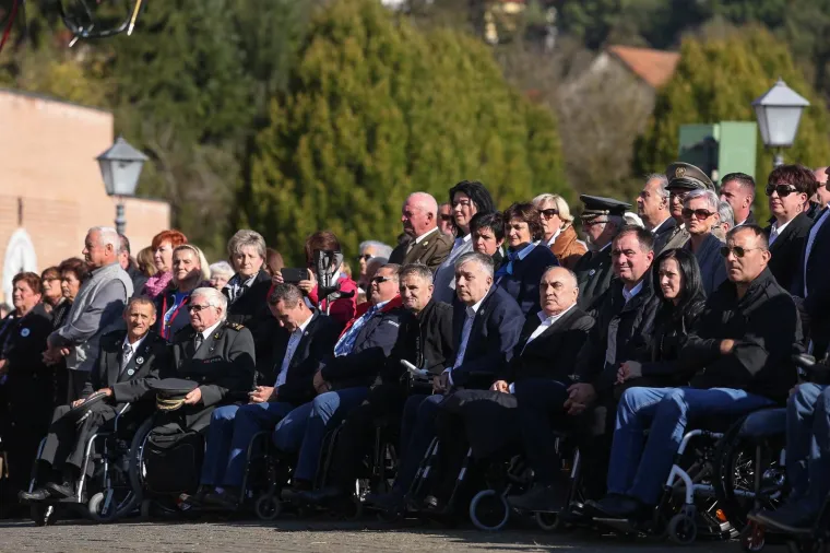 Na vojnom hodočašću u Mariji Bistrici tisuće vojnika, policajaca i branitelja, među njima i Kolinda Grabar Kitarović