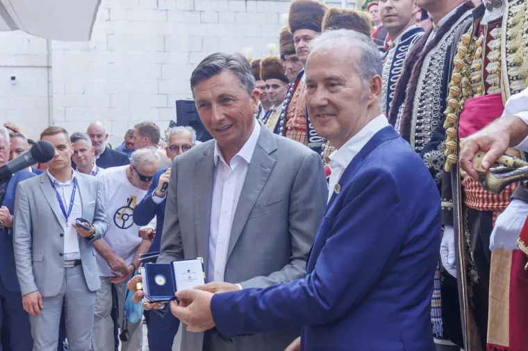 Premijer, predsjednik i po prvi put jedan strani predsjednik: Evo tko je sve danas sudjelovao na Vojvodinom prijemu u Alkarskim dvorima
