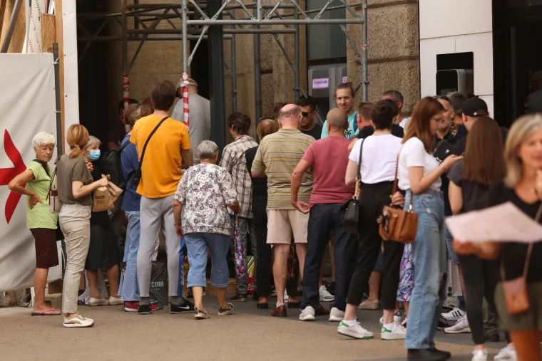 Pomama za kovanicom od 25 kuna na glavnom trgu u Zagrebu: 'Bilo je i svađe i vike'