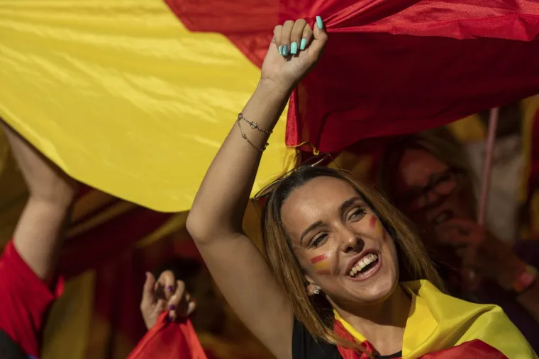U sukobu u Barceloni još 46 ozlijeđenih, jedan od katalonskih čelnika zaziva novi referendum