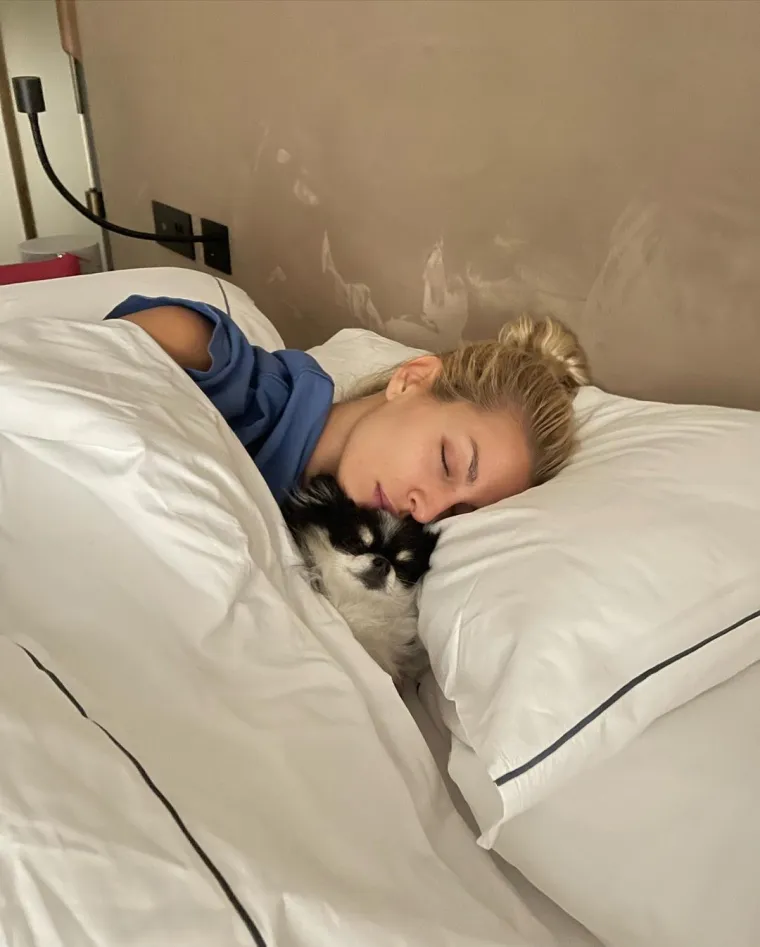 Čak su joj i obožavatelji morali reći da je ovo 'jednostavno previše', a tek kad vidite što sve objavljuje na Instagramu....