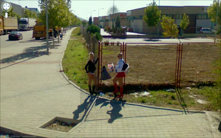 Slav Squat na najjače: Najbizarnije stvari koje je Google Street View otkrio u svom obilasku slavenskih zemalja