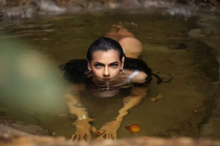 Suzy Cortez