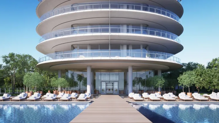 Ovo nevejrojatno zdanje nalazi se na obali Miami Beacha. Savršeno je za obiteljski život. Ima tri spavaće sobe, tri kupaonice... Prozori su od poda do stropa i Nole s obitelji može uživati u spektakularnom pogledu na Atlanski ocean, zaljev, park i sam grad koji je spektakularan.